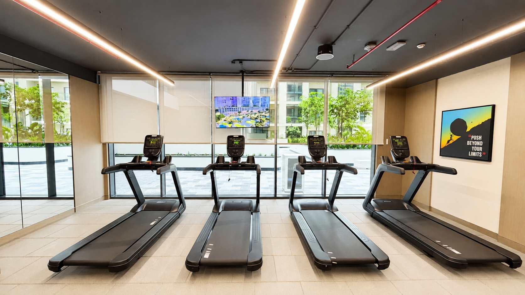 Rentico | 1BR | Pool View | Gym & Desk | Hartland — photo 24