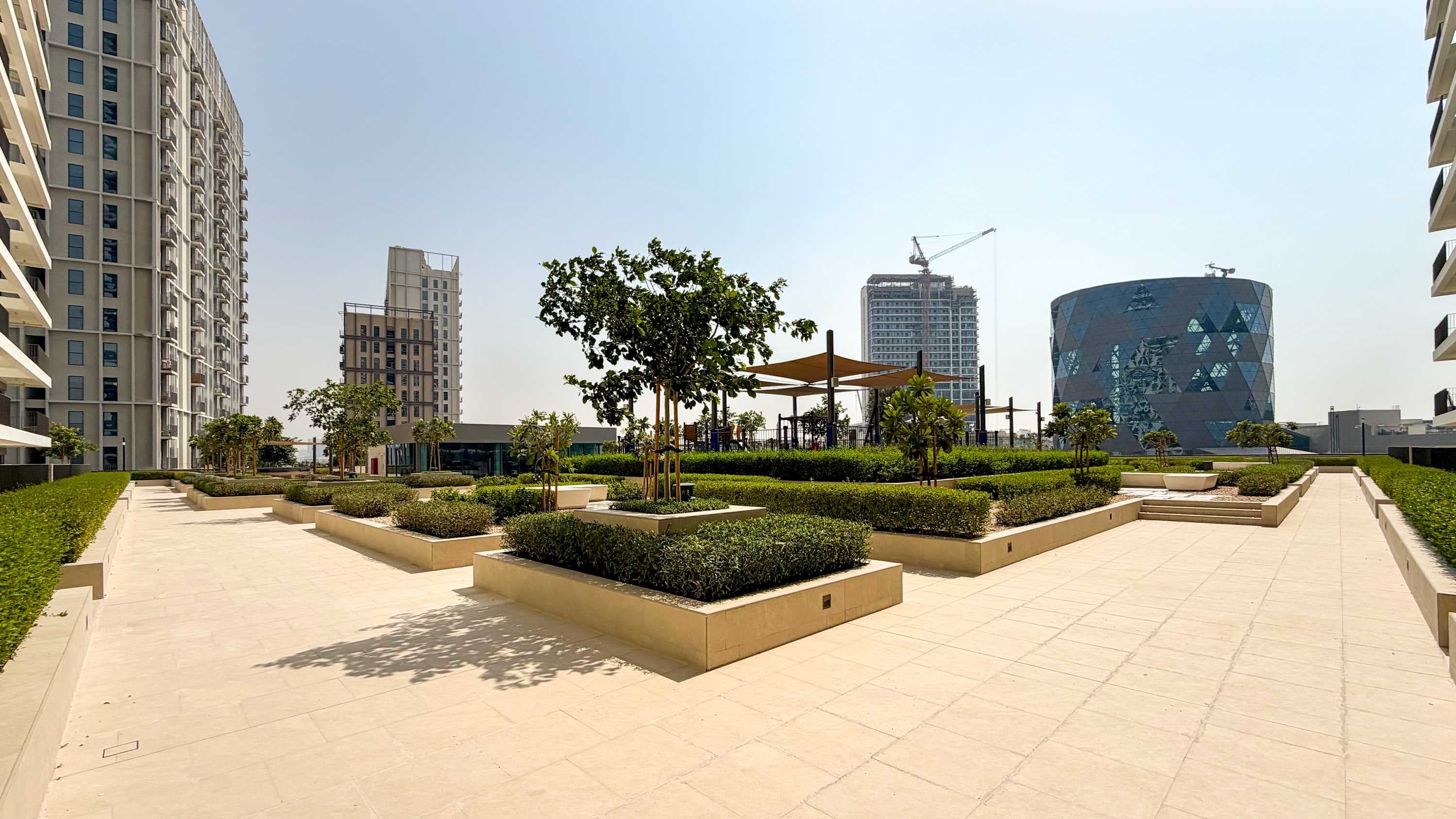 Rentico | Workspace 1BR Hills Park | Pool & Mall โ photo 24